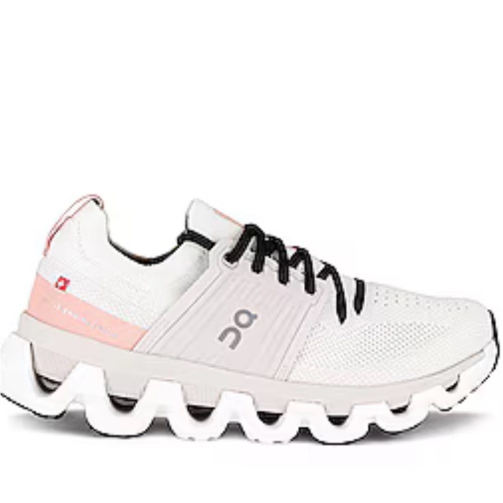 On Cloud Cloudswift 3 Sneaker in Ivory & Rose